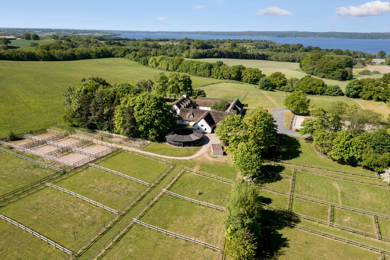 Harreshøjvej 43A, "Aspegaarden", Harreshøj, 3080 Tikøb